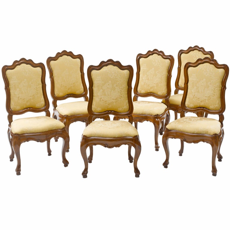 Set of Six 18th Century Italian Baroque Dining Chairs For Sale at 1stDibs