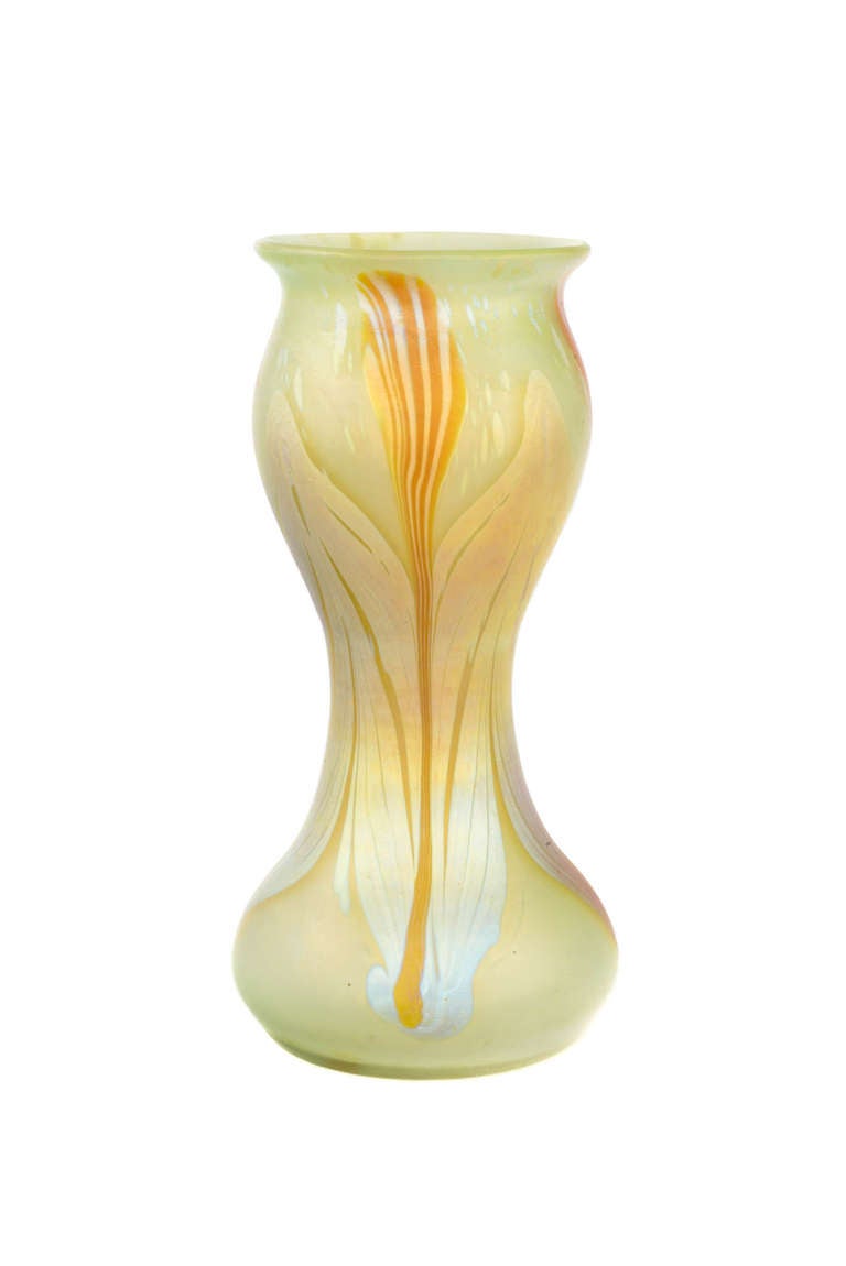 20th Century Unknown Decoration Loetz Vase Signed around 1902