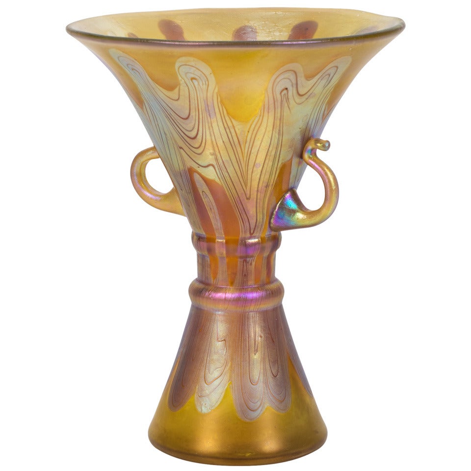 Loetz Vase Phenomen Gre 7773 in Superb Shape, Signed, circa 1900 For Sale