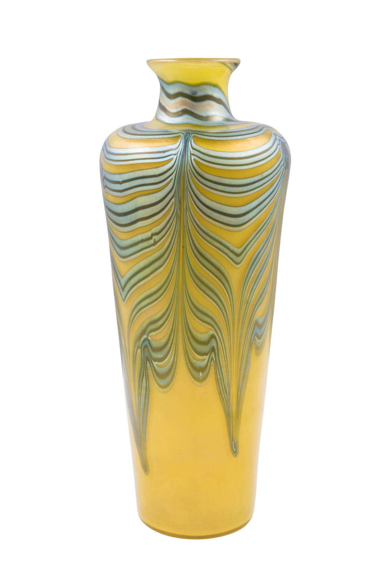 Art Nouveau Loetz Signed Early Monumental Vase Phenomen Gre 829, circa 1900