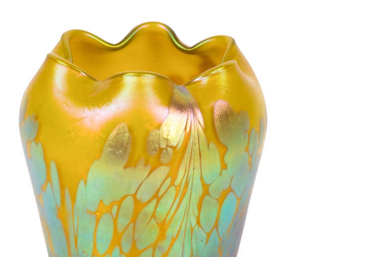 Art Nouveau Loetz Vase Medici Yellow, circa 1905