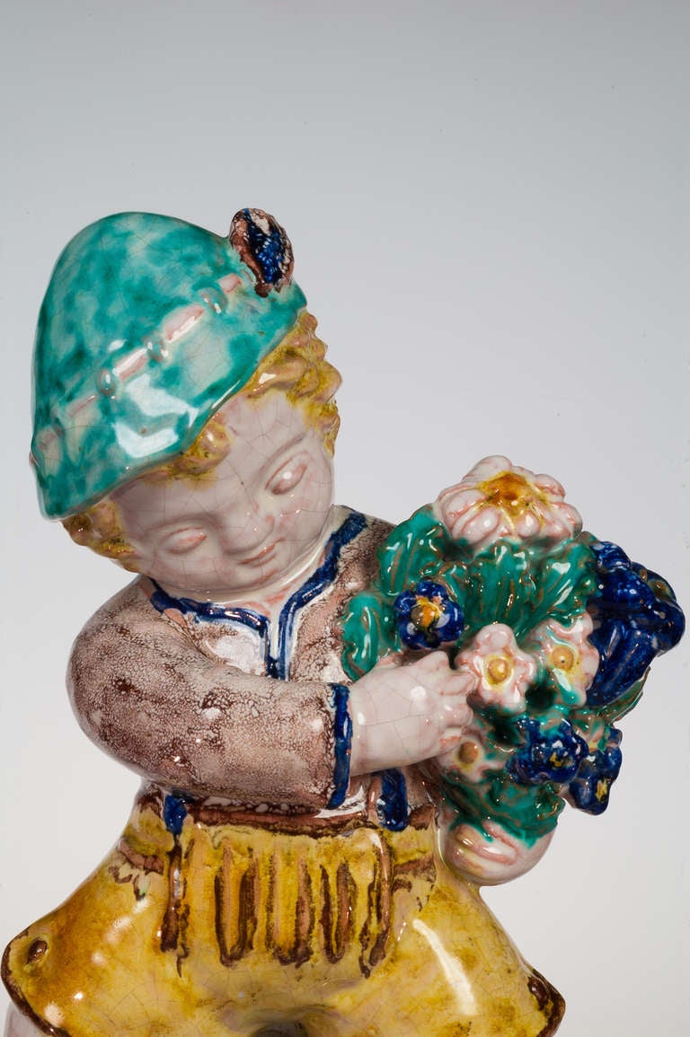 Austrian Steyr Sommerhuber Styrian Putto with Lederhose and Flowers, circa 1925 In Excellent Condition In Vienna, AT