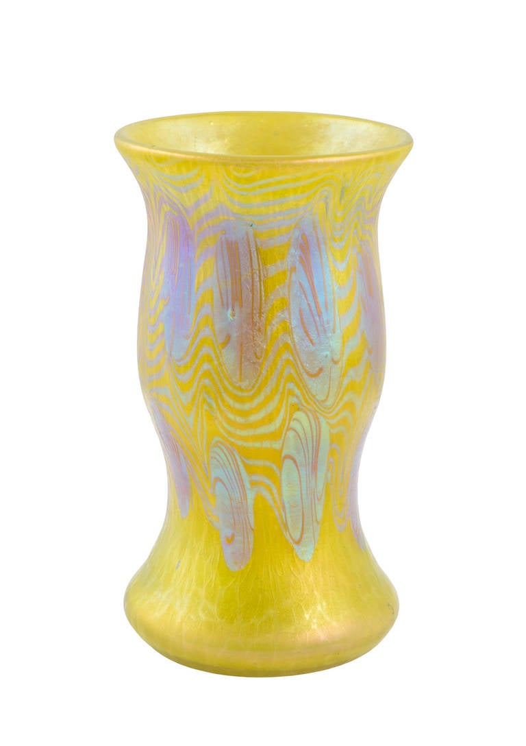 Loetz Vase Phenomenon Gre 3/430 Gelb 1903 In Excellent Condition For Sale In Vienna, AT