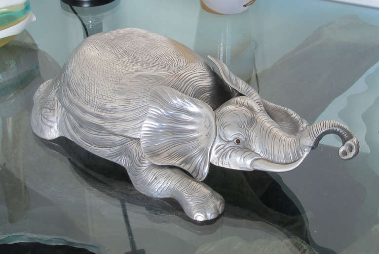 Large covered serving dish by Arthur Court. Cast aluminum covered Elephant serving dish.