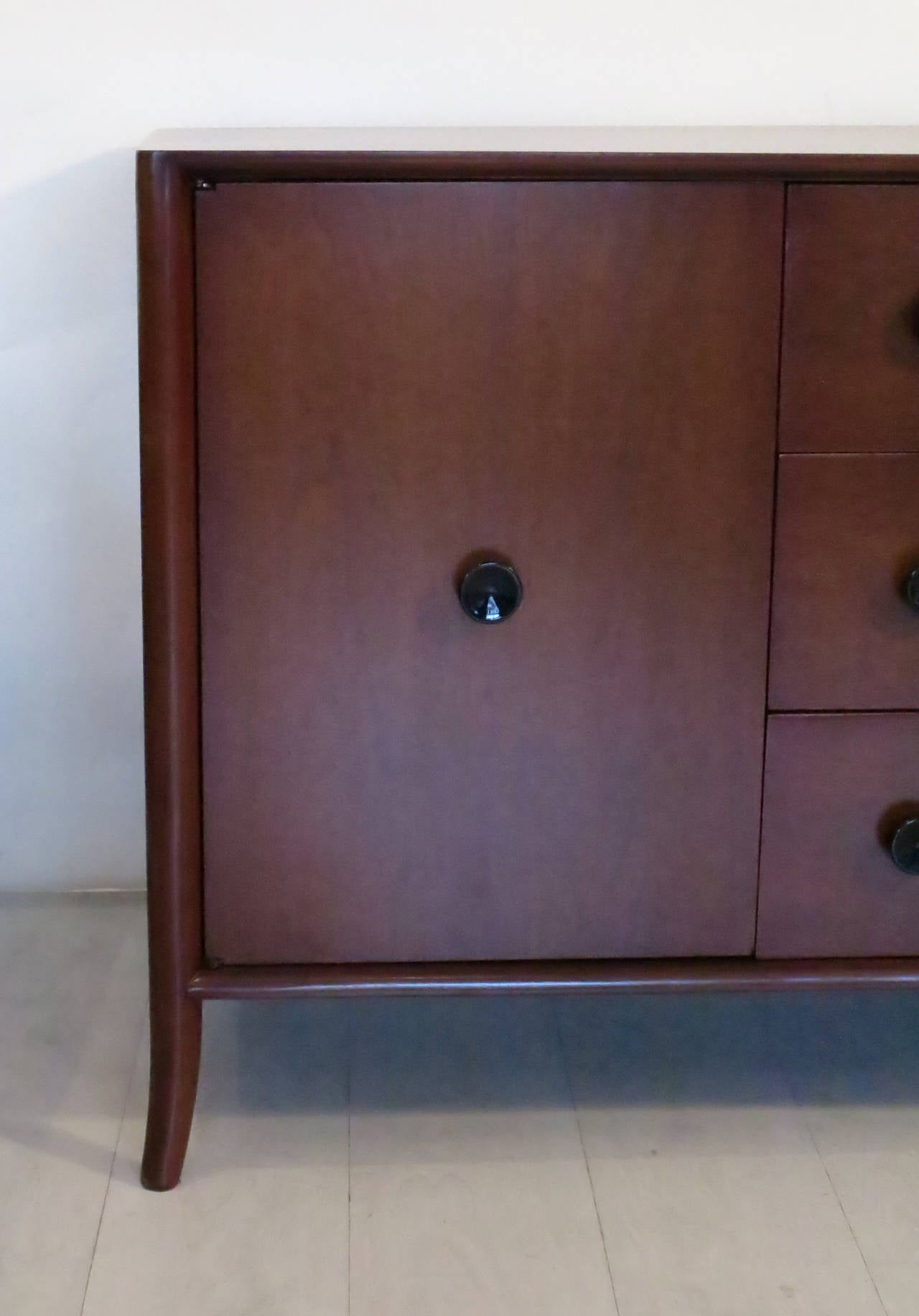 T.H. Robsjohn-Gibbings for Widdicomb Credenza or Cabinet 1