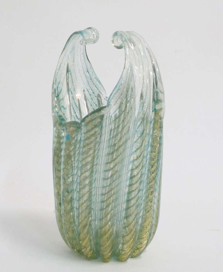 Barovier and Toso Cordonato D'Oro Murano vase In Excellent Condition In West Palm Beach, FL
