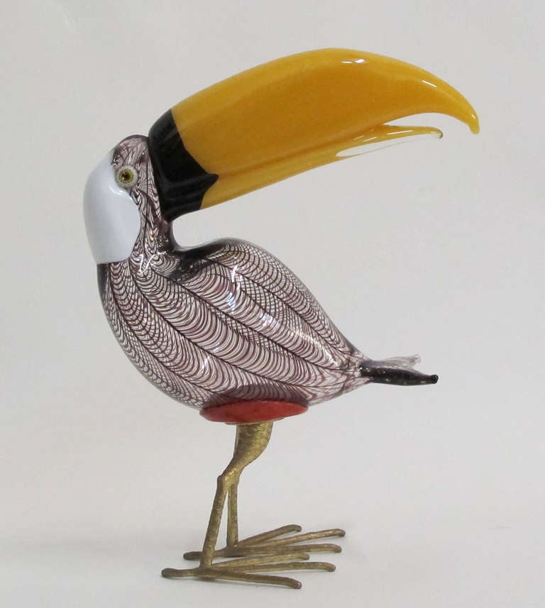Rare Licio Zanetti Murano toucan on brass feet. Signed by the artist.