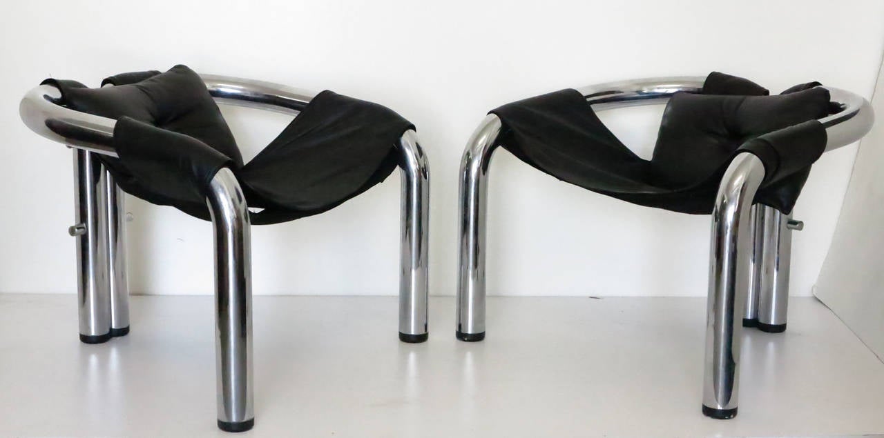 Byron Botker sling seat chrome chairs. Palo Alto lounge chairs in the permanent collection of the Los Angeles County Museum of Art.
Manufacturer Landes Manufacturing Co.