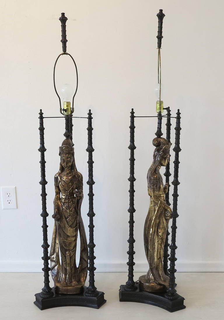 Mid-Century Modern Monumental Pair of Bronze D'ore Table Lamps in the Style of James Mont