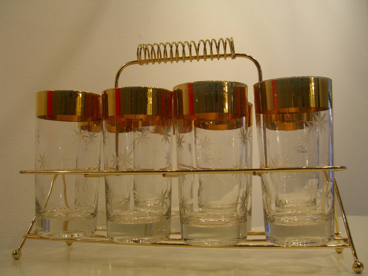 Set of Eight Gold Rimmed Glasses In Excellent Condition In Washington, DC