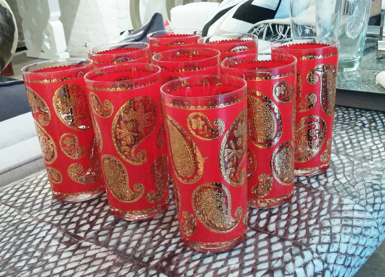 Mid-Century Modern Set of Nine Red and Gold Glasses