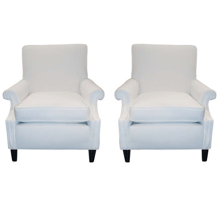 Pair Of 1950 S White Upholstered Club Chairs At 1stdibs Pair Of 1950 S White Upholstered Club Chairs For