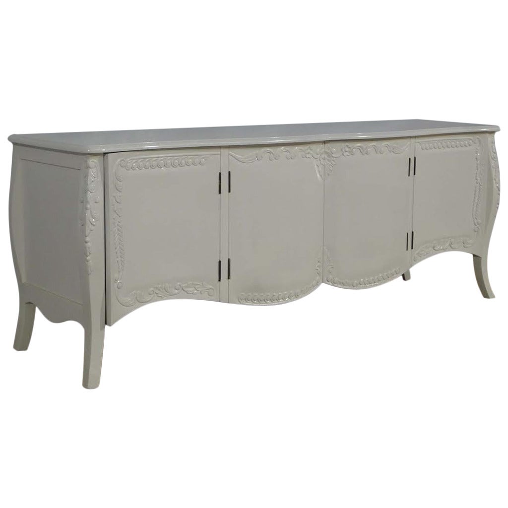 French Buffet, French Provincial Farmhouse Style White Buffet or Sideboar For Sale