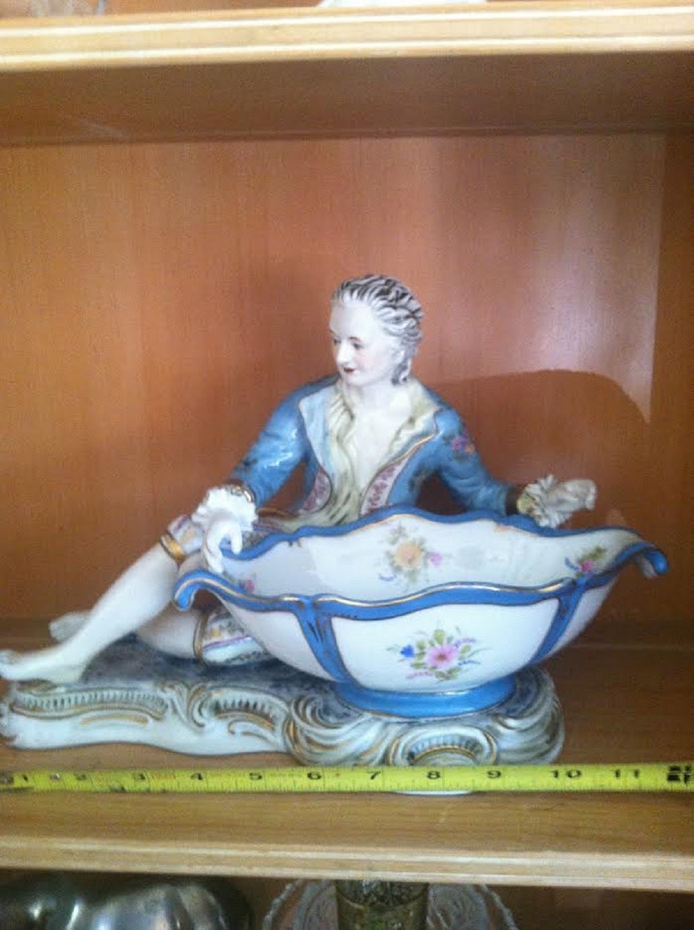 Meissen Figurine,  Boy with Sweetmeat Dish For Sale 3