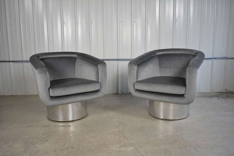 American Leon Rosen for Pace Swivel Lounge Chairs For Sale