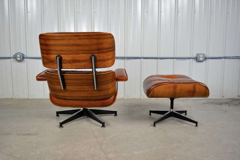 American Charles and Ray Eames 670/671 Lounge Chair and Ottoman in Rosewood