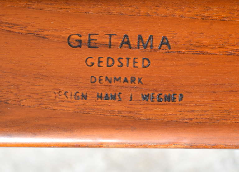 Hans Wegner Pair of GE-270 Teak Lounge Chairs for Getama For Sale 3
