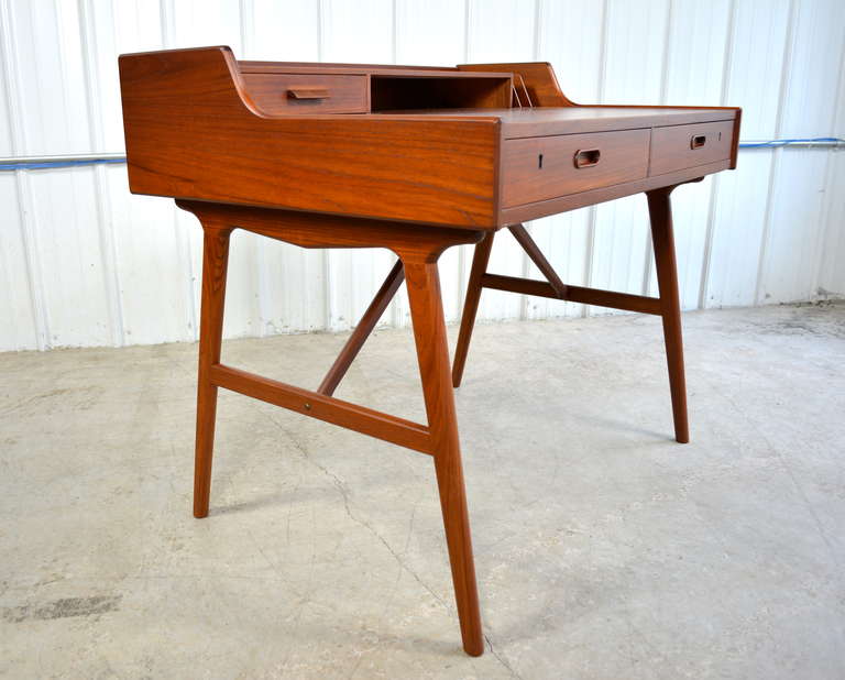 Danish Modern Teak Desk by Arne Wahl Iversen 1