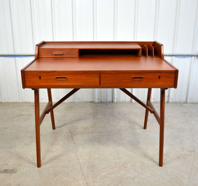 Danish Modern Teak Desk by Arne Wahl Iversen In Excellent Condition In Loves Park, IL