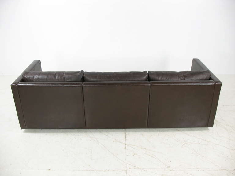 Charles Pfister Leather Sofa for Knoll In Excellent Condition In Loves Park, IL