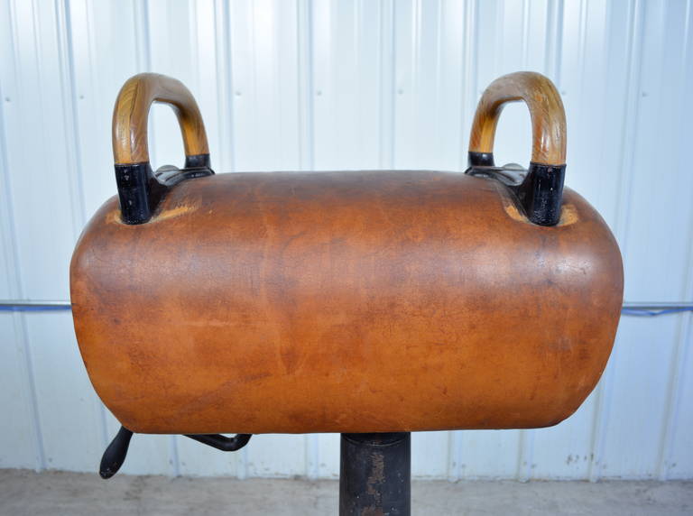 Early 20th Century Pommel Horse by Medart In Good Condition For Sale In Loves Park, IL