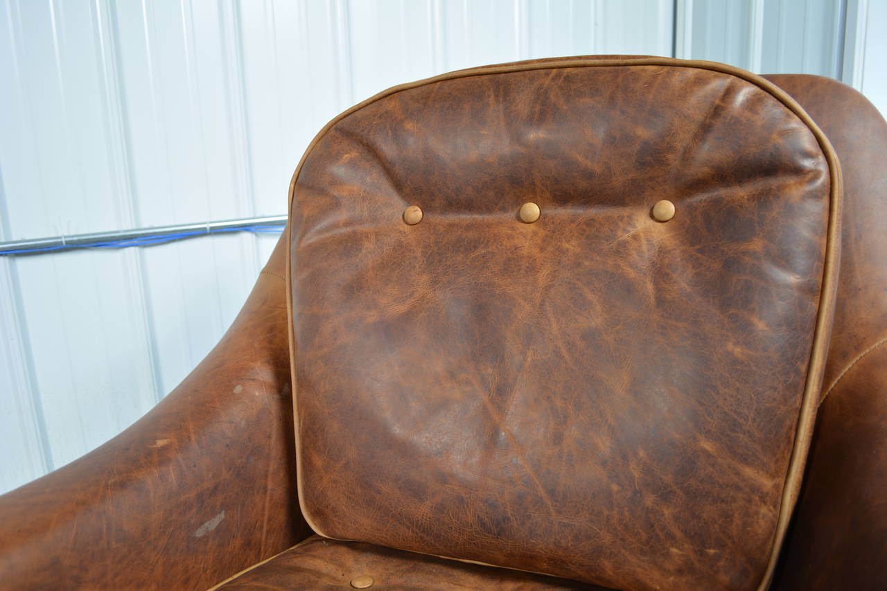 Mid-20th Century Edward Wormley for Dunbar Pair of Leather Lounge Chairs For Sale