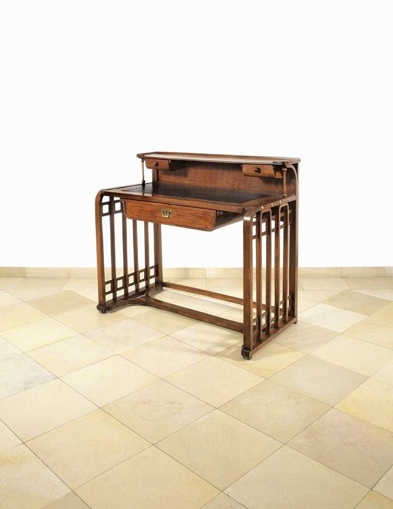 Jugendstil Elegant Bentwood Writing Table, circa 1905 For Sale