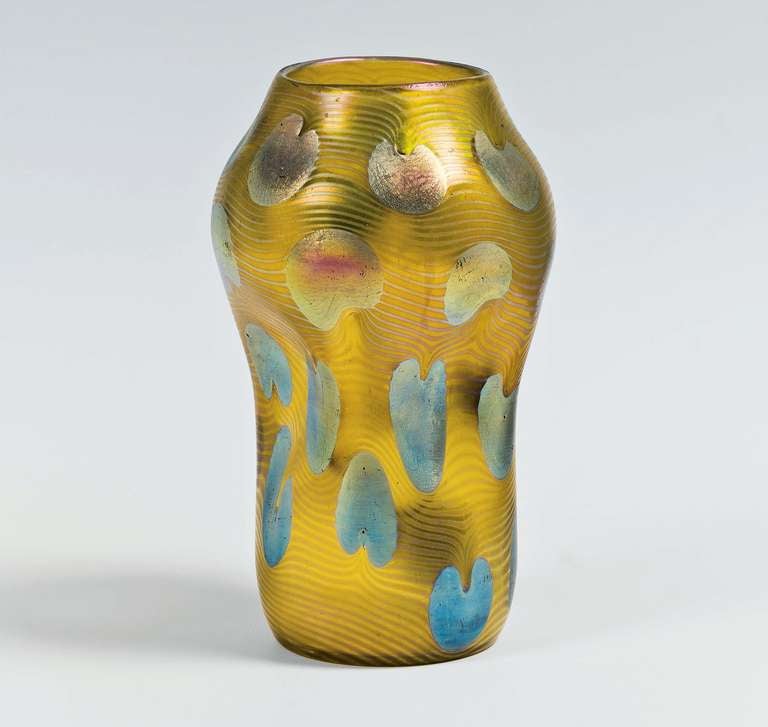 Rare vase, signed Loetz Austria