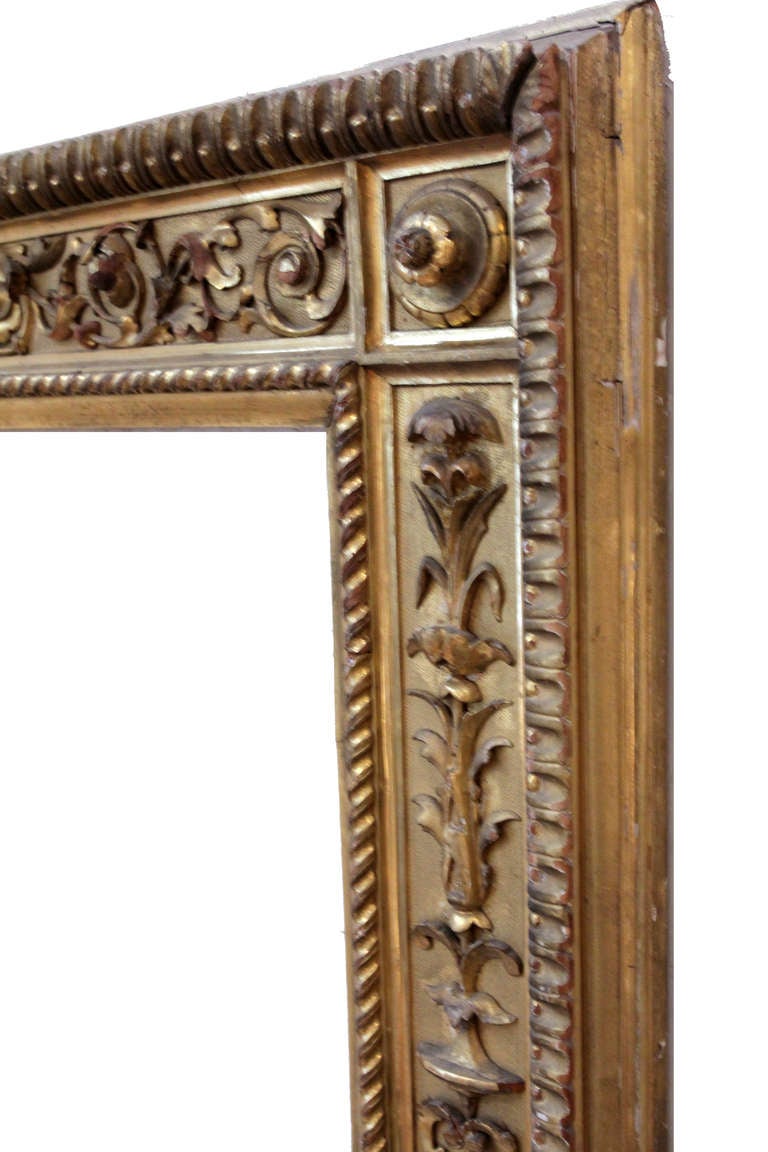 19th-century Italian Grand Tour Gilded Carved Wood Frame. In Good Condition For Sale In New York, NY