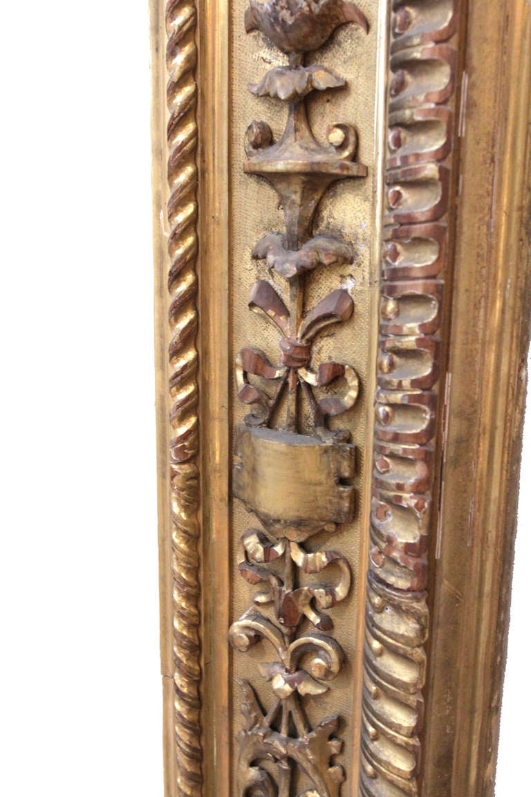 19th Century 19th-century Italian Grand Tour Gilded Carved Wood Frame. For Sale