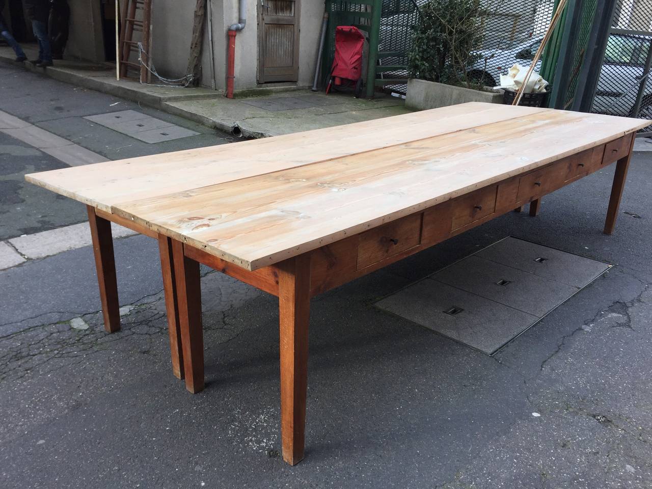 Pair of Huge Monastery Tables In Good Condition In Paris, FR