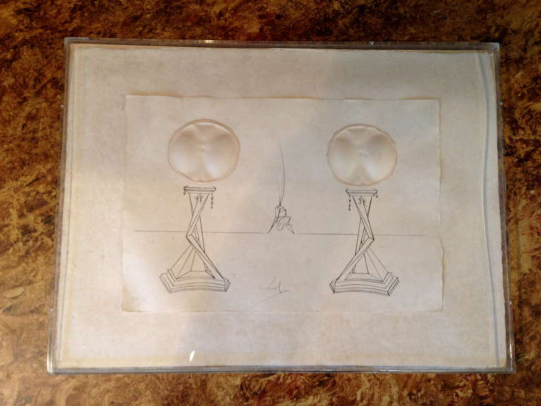 original lithography of Salvator Dali signed and 4 ex. on 16 whit plexi frame

Dim frame = 79 x 59 x 5 cm

Dim litho = 56 x 38 cm