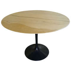 Eero Saarinen Table