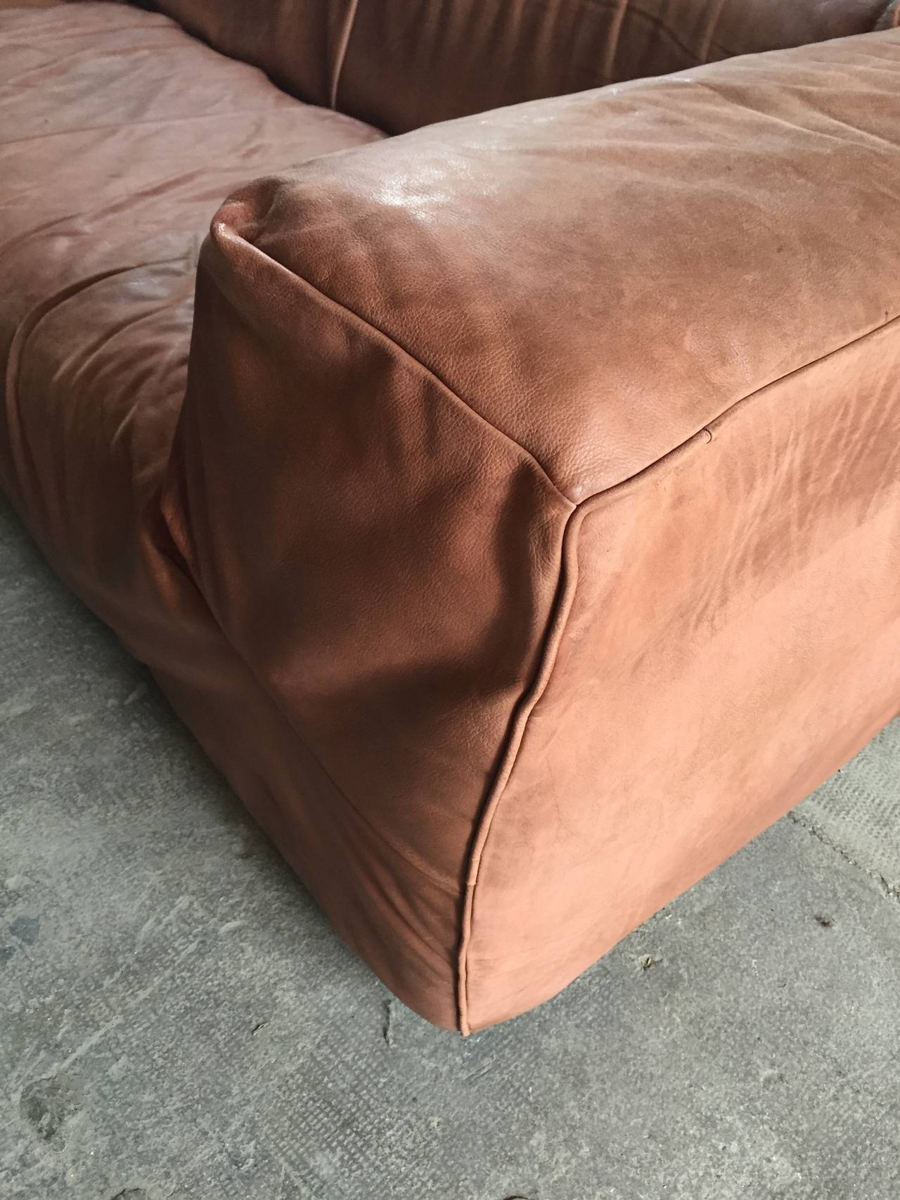 Aztec 1975 leather sofa by Gerard Van Den Berg For Sale 3