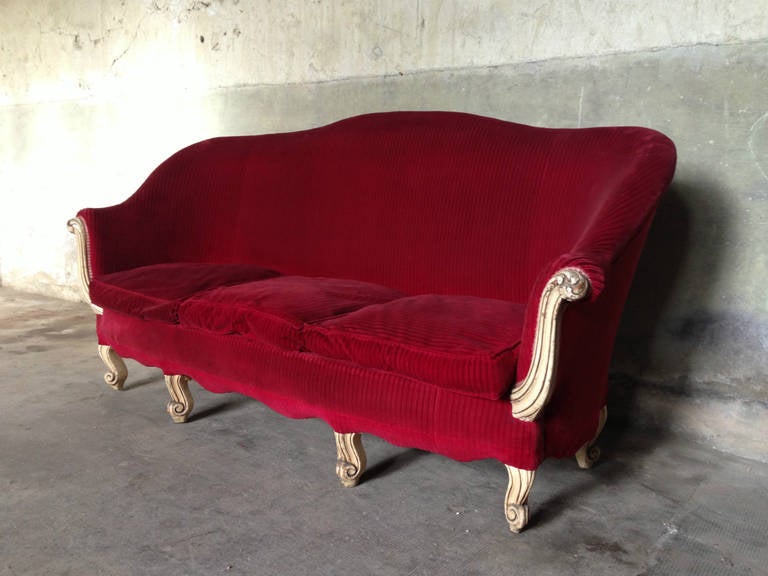 1880 French Sofa In Good Condition In Paris, FR