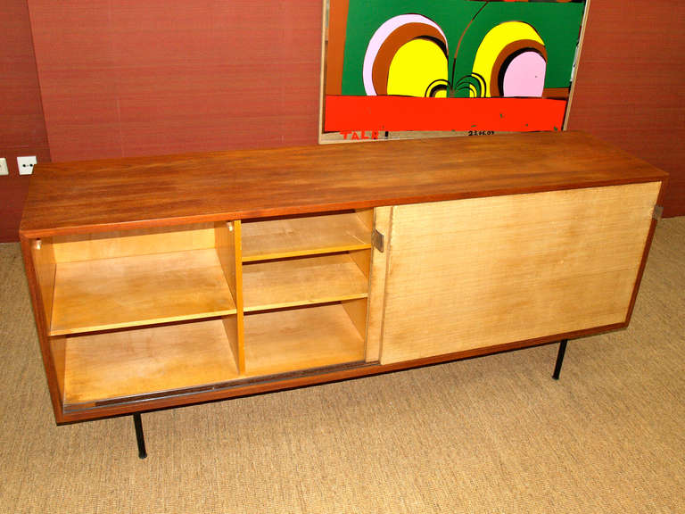 American Florence Knoll sideboard Model 116 For Sale