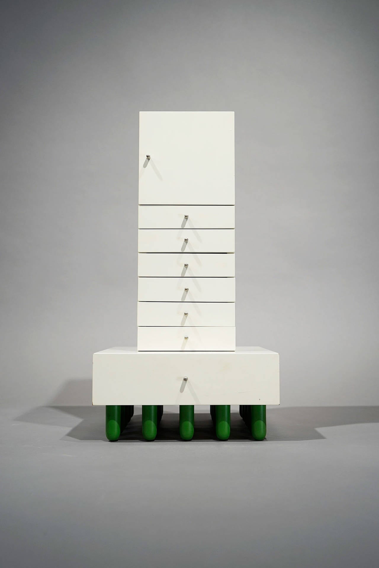 Cabinet de miniatures "Gli Animali":: Hans Von Klier:: Planula:: Italie:: 1969