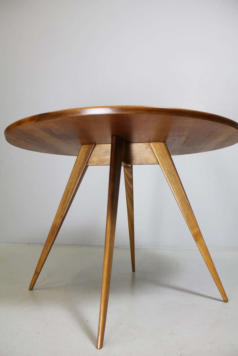Table d'Alma Albrecht & Mammele Tischfabrik Marbach:: Neckar:: Allemagne:: vers 1952 Excellent état à Berlin, DE