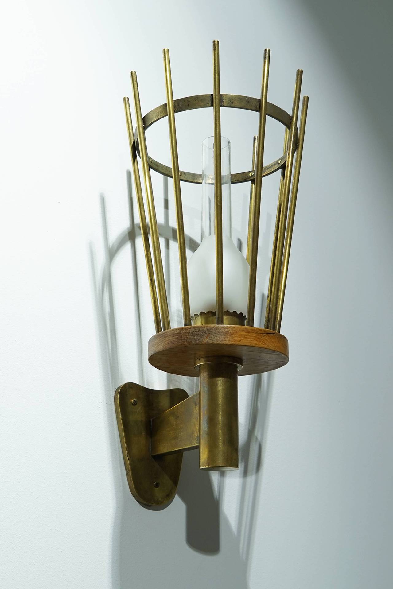 A Pair of Wall Lamps by Gino Sarfatti, Arteluce Milano 1941-1952