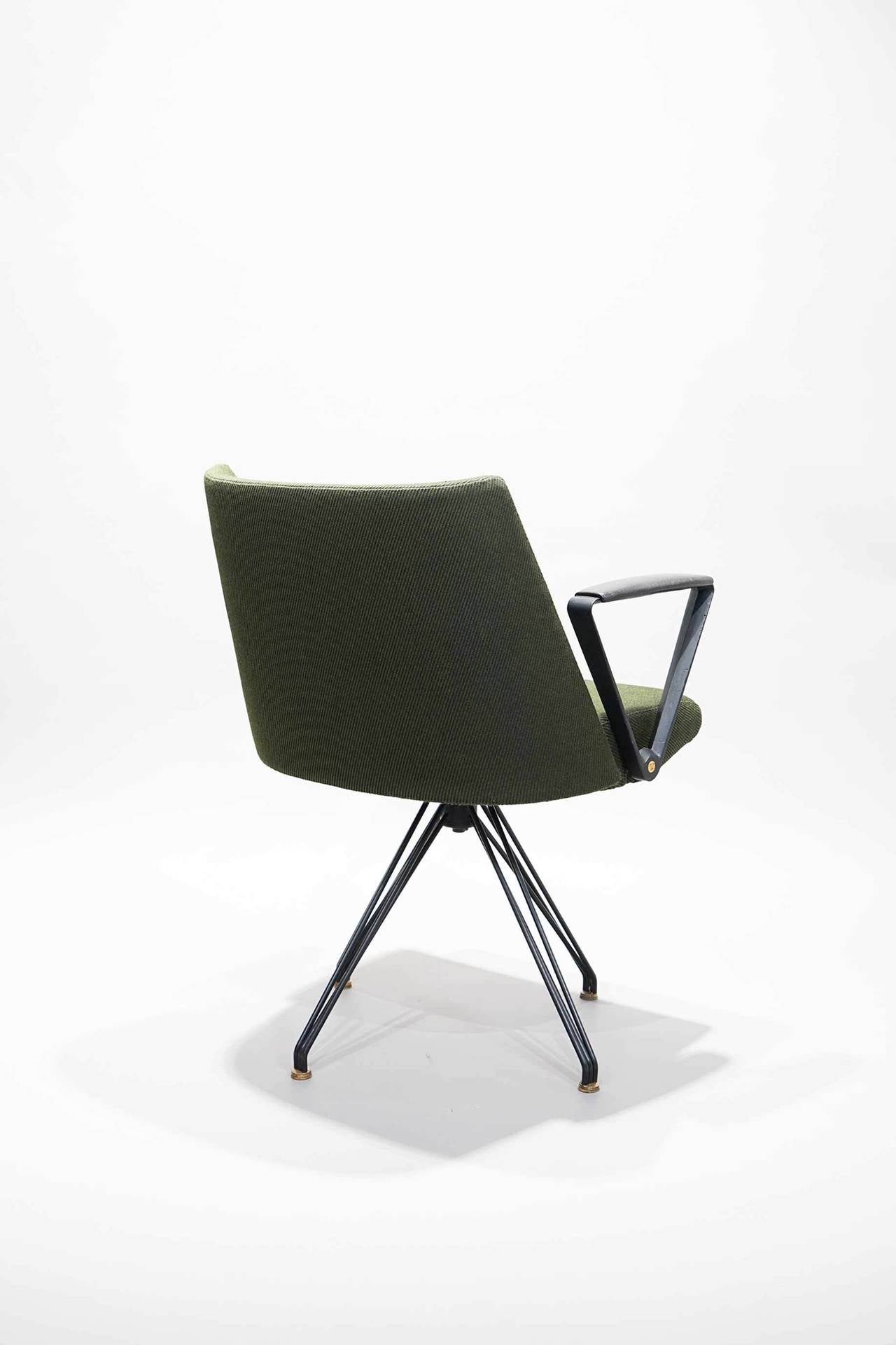 German Swivel chair S88 by Osvaldo Borsani, Tecno Milano 1957