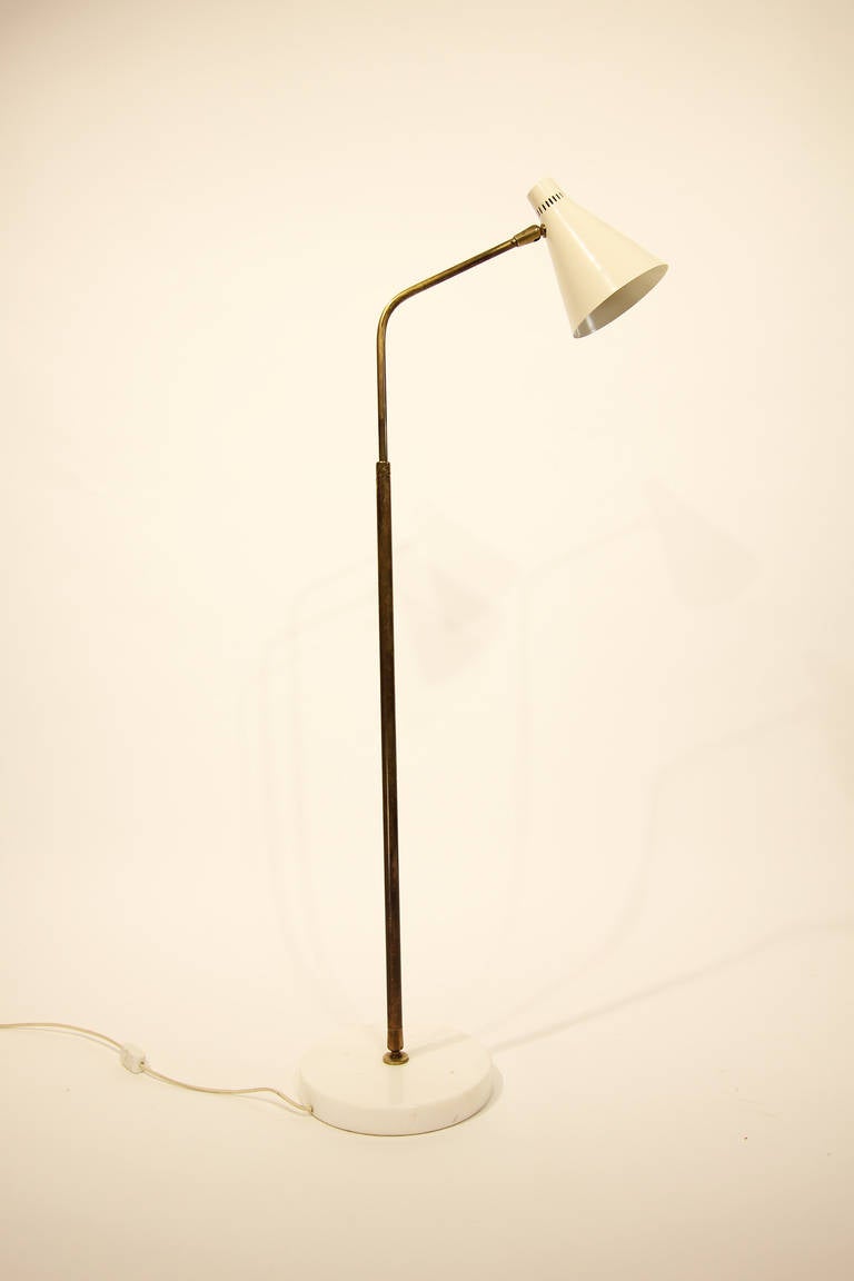 Floor Lamp by Guiseppe Ostuni, O-Luce Italy 1955

adjustable, telescopic mechanism
original paint
