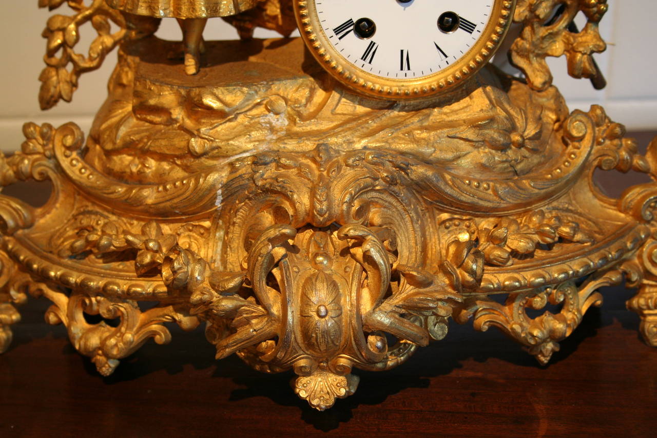 Napoleon III Era Regule Doré Gilt Bronze Mantle Clock with Courting Couple In Excellent Condition In Fayetteville, AR