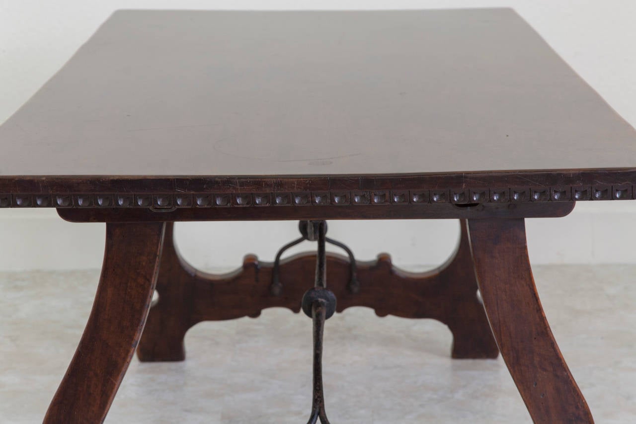 Solid Walnut Hand-Carved 19th Century Spanish Renaissance Dining Table 3