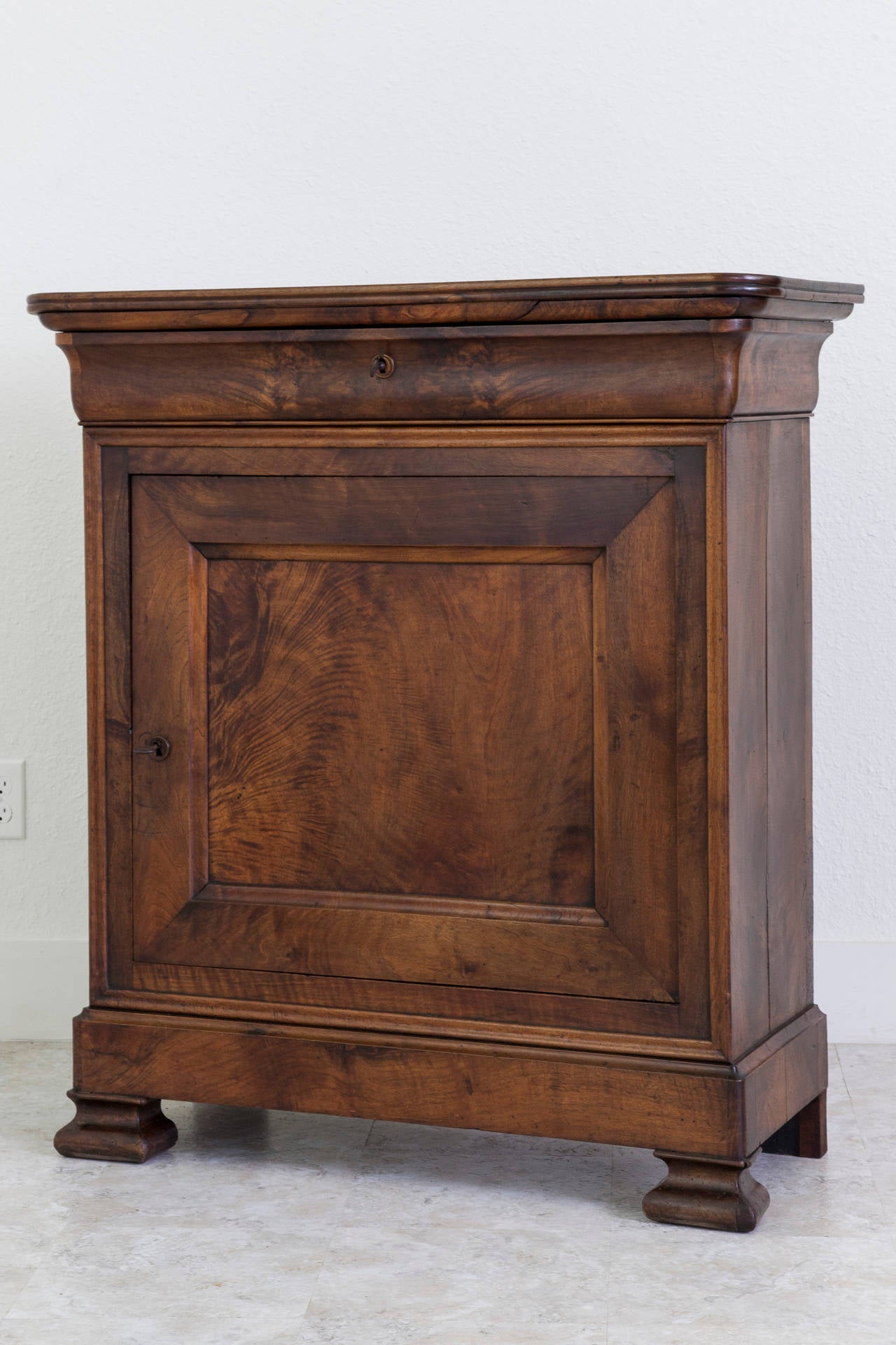 Louis Philippe Period French Burled Walnut Cabinet 4