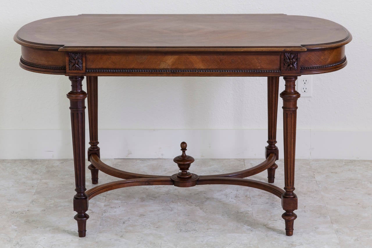 19th Century French Louis XVI Style Desk or Console of Bookmatched Walnut In Excellent Condition In Fayetteville, AR