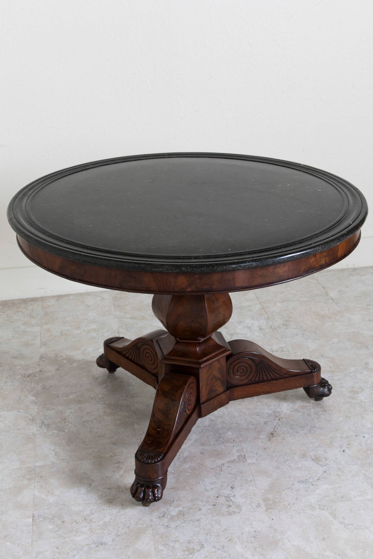 Early 19th Century French Restauration Period Entry Table with Black Marble 5
