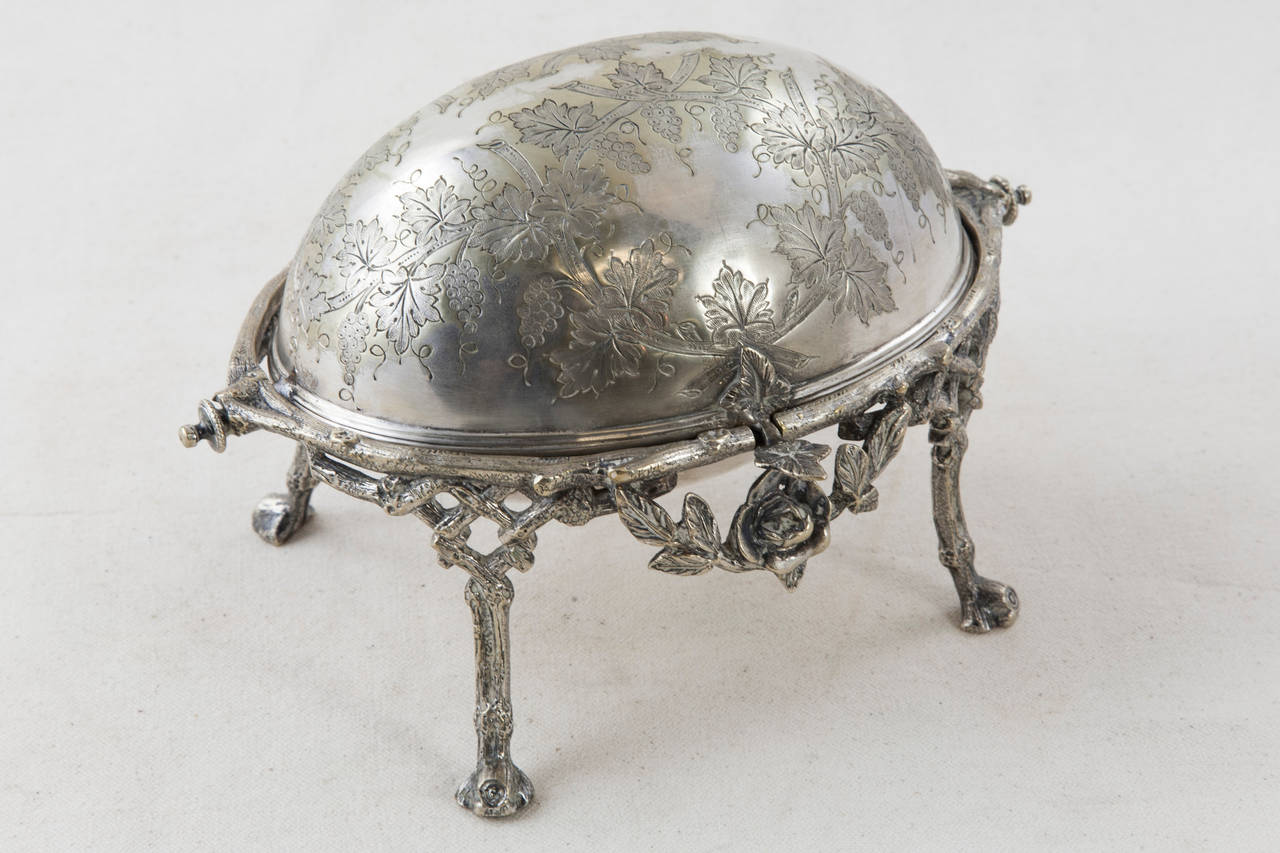 Fine French Engraved Sterling Silver Caviar Dish with Swivel Lid 3