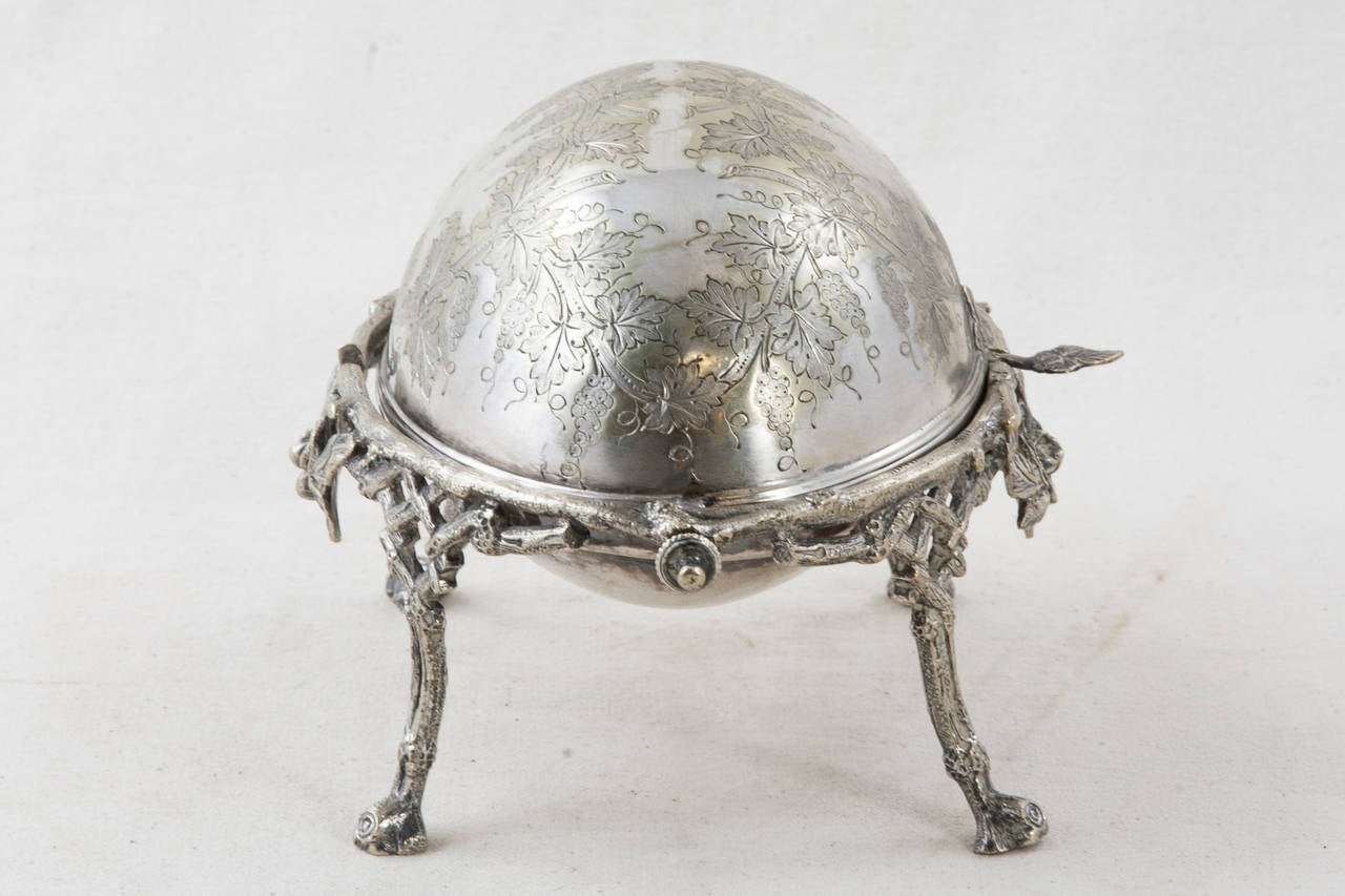 Fine French Engraved Sterling Silver Caviar Dish with Swivel Lid 5