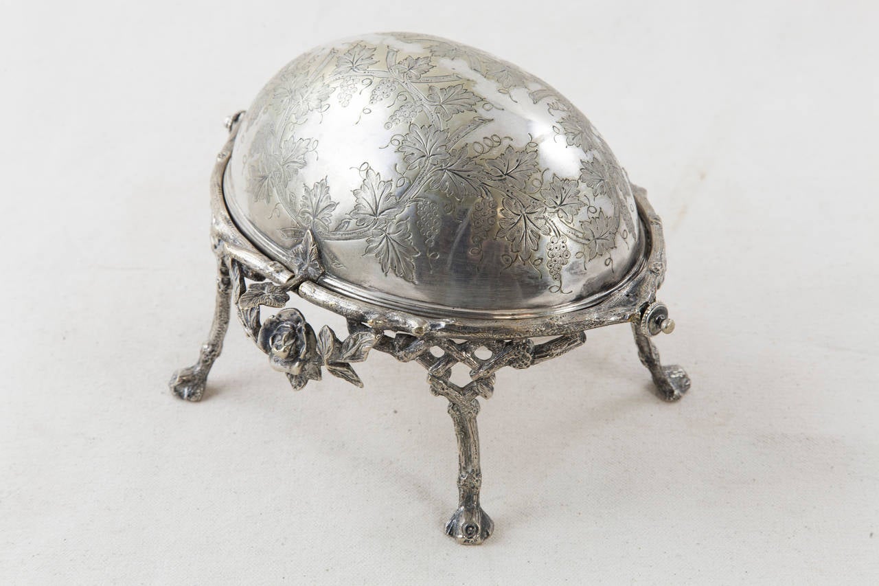 Fine French Engraved Sterling Silver Caviar Dish with Swivel Lid 4