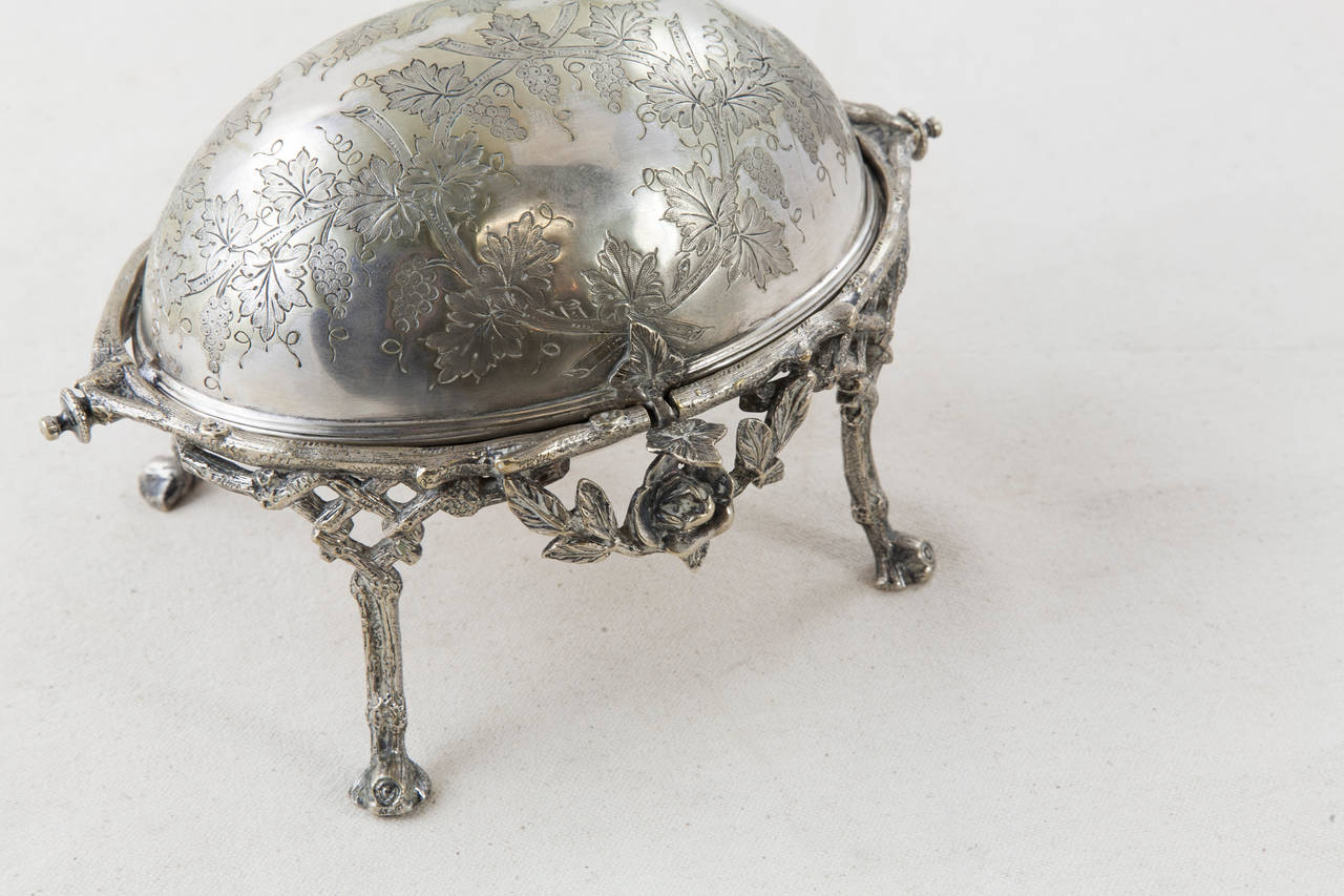 Fine French Engraved Sterling Silver Caviar Dish with Swivel Lid 1